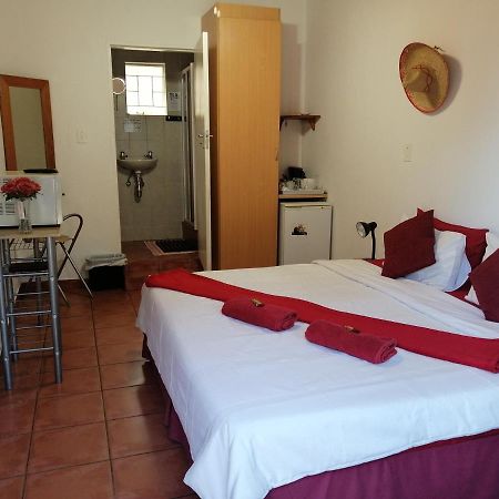 The Clifton Room'S Centurion Bagian luar foto